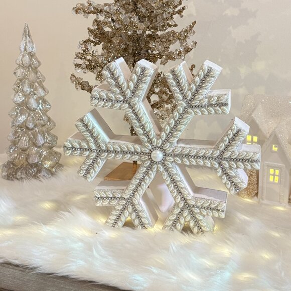 Winter Holiday Beaded Pearl Wood Rhinestone Christmas Snowflake Shabby Chic - Picture 1 of 6